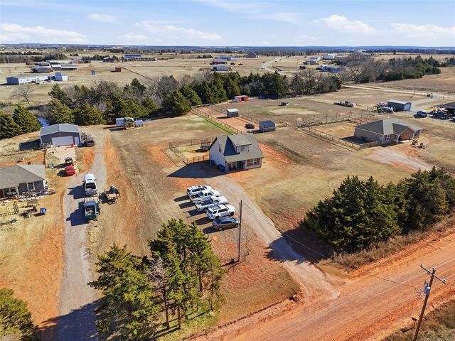 6100 N Anderson Road, Guthrie, OK 73044