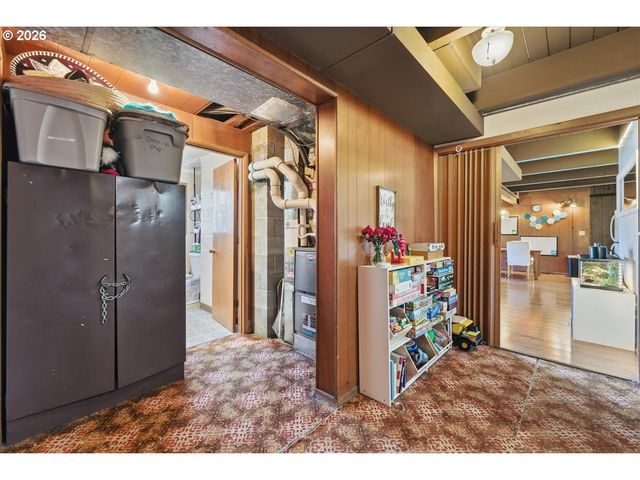 20155 Sw BOONES FERRY Rd, Tualatin, OR 97062