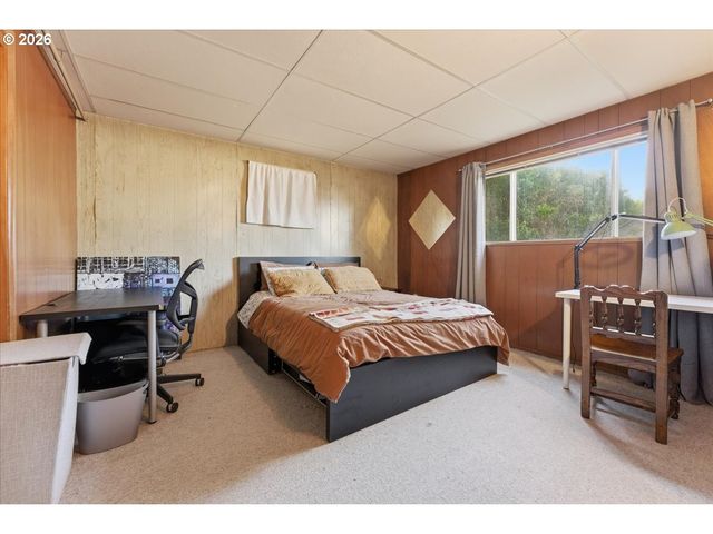 20155 Sw BOONES FERRY Rd, Tualatin, OR 97062