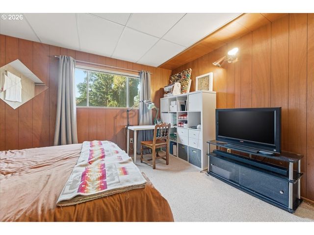 20155 Sw BOONES FERRY Rd, Tualatin, OR 97062