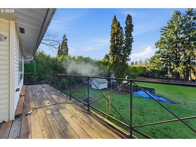 20155 Sw BOONES FERRY Rd, Tualatin, OR 97062