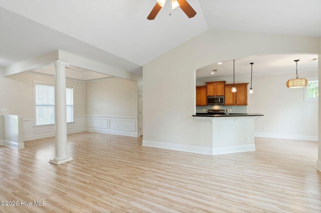 106 Cinema Court, Hampstead, NC 28443