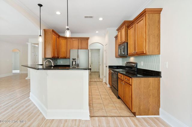 106 Cinema Court, Hampstead, NC 28443