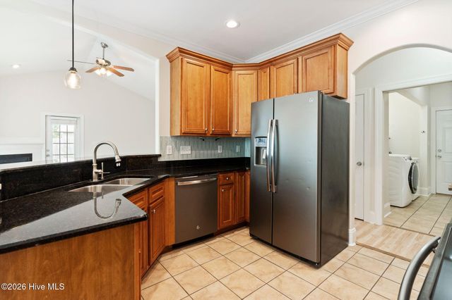 106 Cinema Court, Hampstead, NC 28443