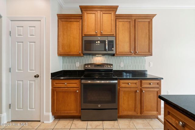 106 Cinema Court, Hampstead, NC 28443
