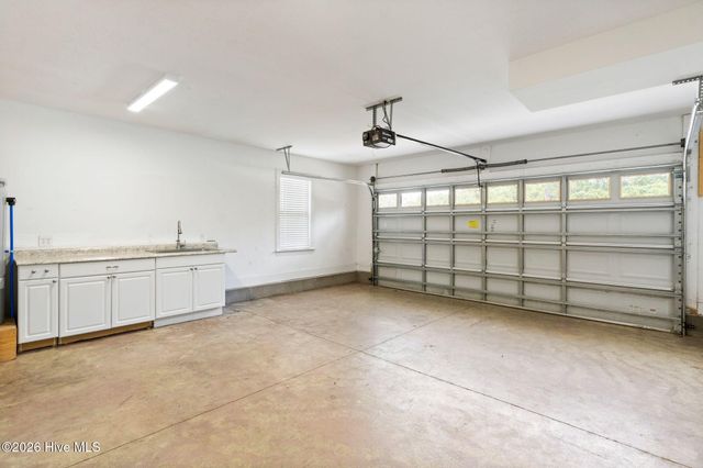 106 Cinema Court, Hampstead, NC 28443