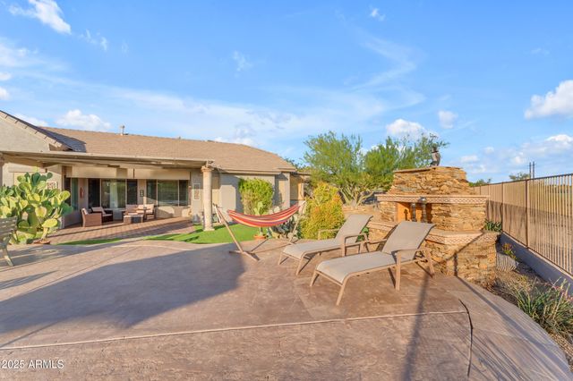 18199 W BUCKHORN Drive, Goodyear, AZ 85338