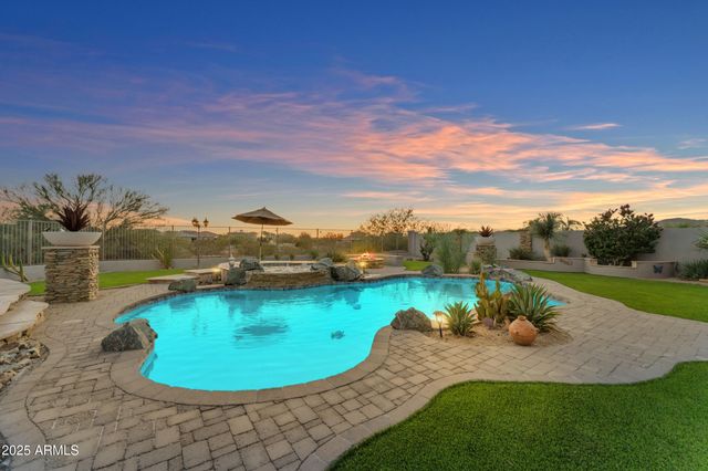 18199 W BUCKHORN Drive, Goodyear, AZ 85338