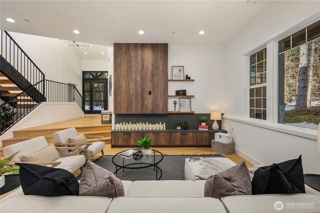 580 Fortune Creek Lane, Cle Elum, WA 98922