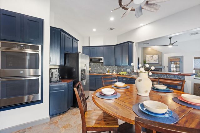 1319 Pine Trl, Tomball, TX 77375