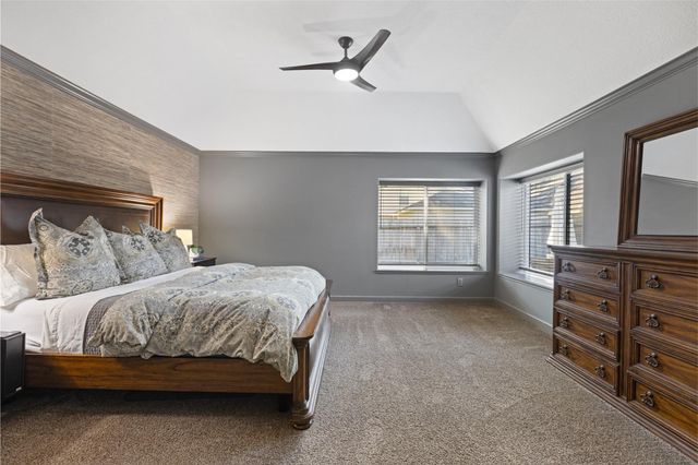 1319 Pine Trl, Tomball, TX 77375