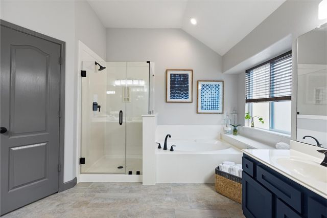 1319 Pine Trl, Tomball, TX 77375