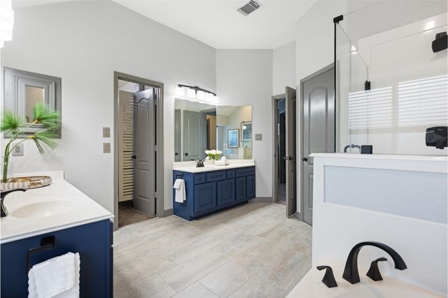 1319 Pine Trl, Tomball, TX 77375