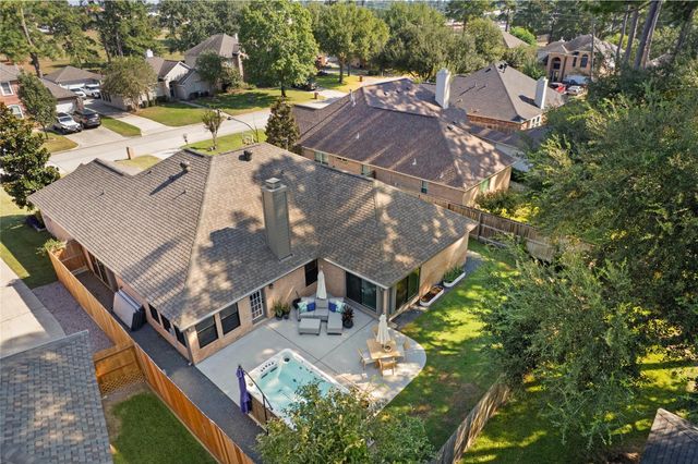 1319 Pine Trl, Tomball, TX 77375