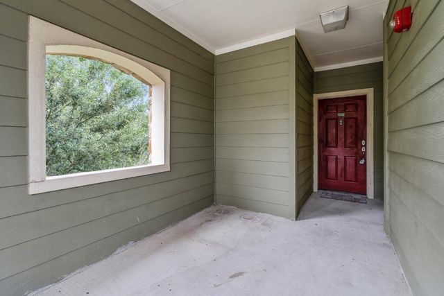 6810 Deatonhill DR 1200, Austin, TX 78745