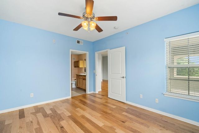 6810 Deatonhill DR 1200, Austin, TX 78745