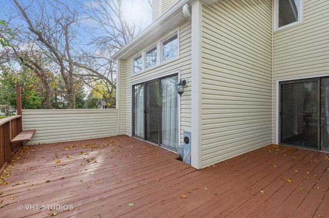 1616 Prestwick Drive, Naperville, IL 60563
