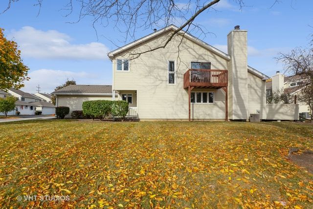 1616 Prestwick Drive, Naperville, IL 60563