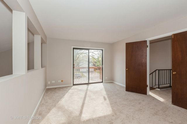 1616 Prestwick Drive, Naperville, IL 60563