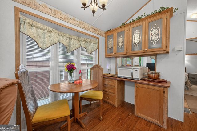 107 Riverside Place, Cleveland, GA 30528