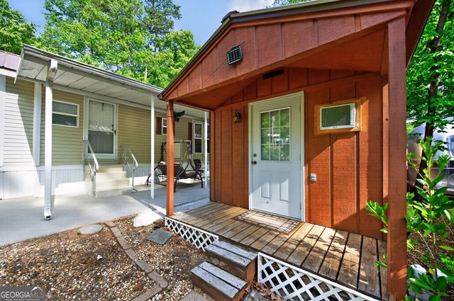 107 Riverside Place, Cleveland, GA 30528