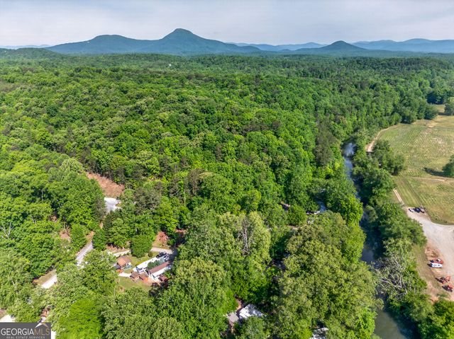 107 Riverside Place, Cleveland, GA 30528