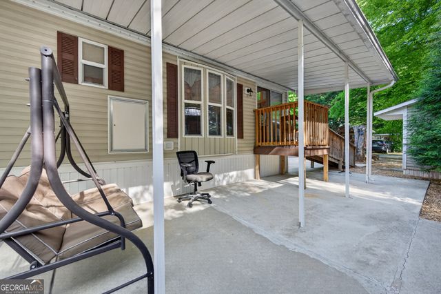 107 Riverside Place, Cleveland, GA 30528