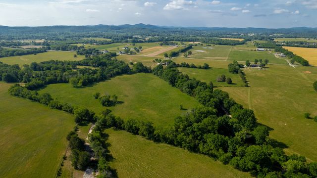2161 Trousdale Ferry Pike, Lebanon, TN 37087