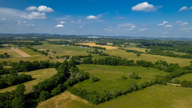 2161 Trousdale Ferry Pike, Lebanon, TN 37087