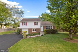 639 UPPER STATE RD, Chalfont, PA 18914