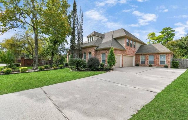 5526 Darschelle Drive, Houston, TX 77069