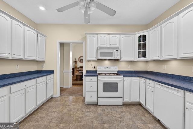 51 Brampton Way, Douglasville, GA 30134