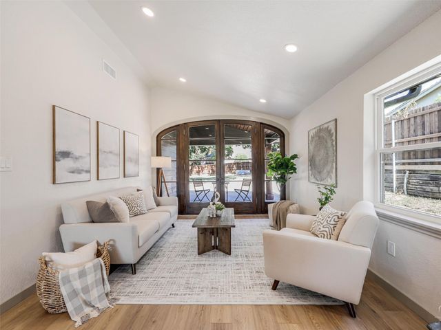 9800 North County, Frisco, TX 75033