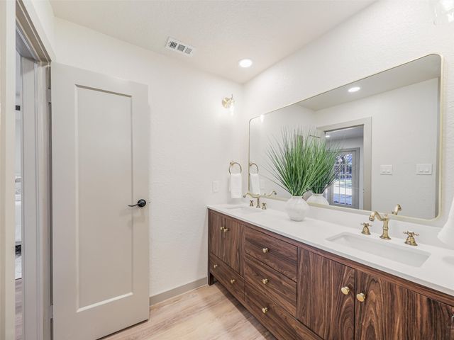 9800 North County, Frisco, TX 75033