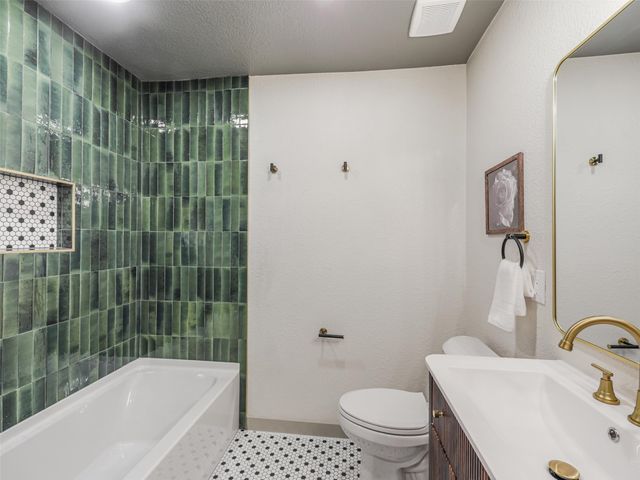 9800 North County, Frisco, TX 75033