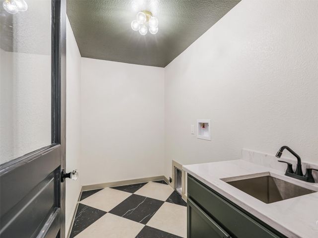 9800 North County, Frisco, TX 75033