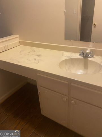 8574 Creekwood Way, Jonesboro, GA 30238