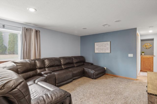 735 Harrison Drive, Big Lake, MN 55309