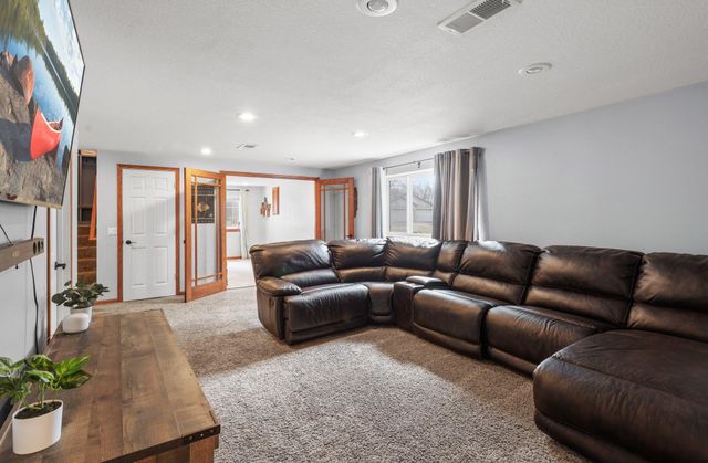 735 Harrison Drive, Big Lake, MN 55309