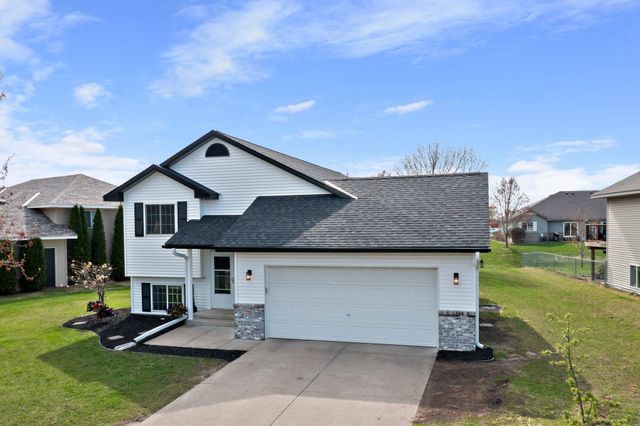 735 Harrison Drive, Big Lake, MN 55309