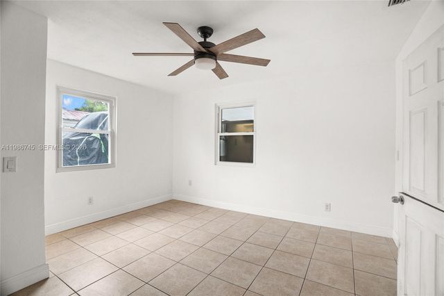 2810 NE 11th Ter, Pompano Beach, FL 33064
