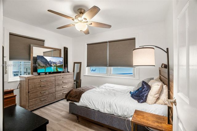 2810 NE 11th Ter, Pompano Beach, FL 33064