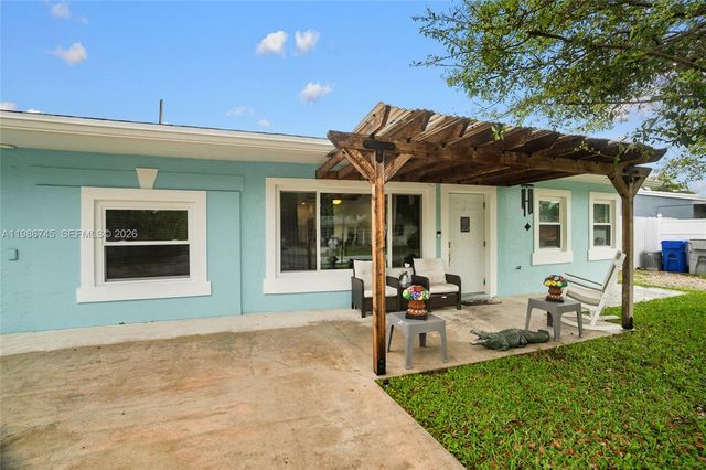 2810 NE 11th Ter, Pompano Beach, FL 33064