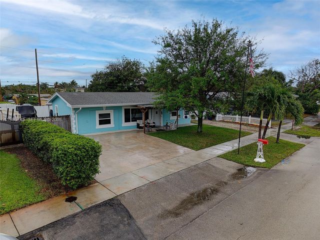 2810 NE 11th Ter, Pompano Beach, FL 33064