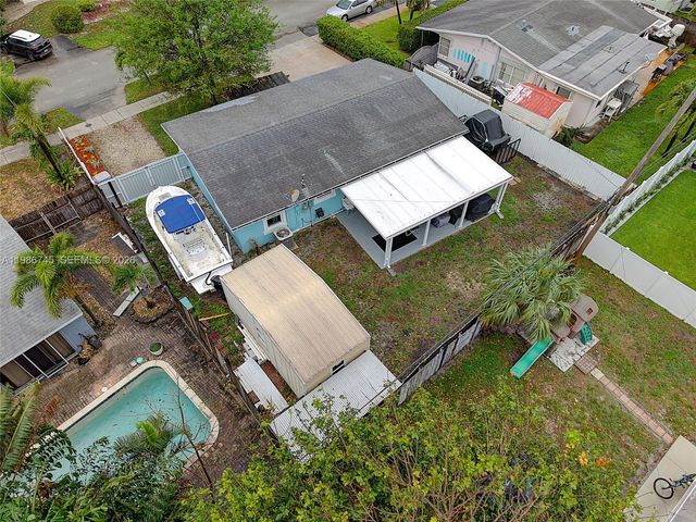 2810 NE 11th Ter, Pompano Beach, FL 33064