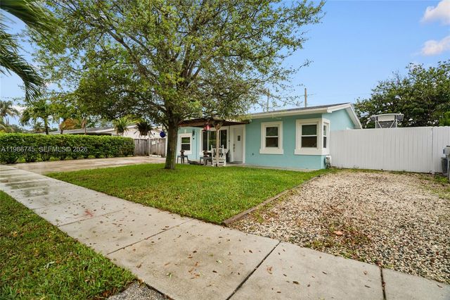 2810 NE 11th Ter, Pompano Beach, FL 33064