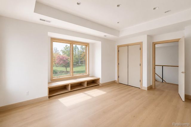 1465 Sodon Lake Drive, Bloomfield Hills, MI 48302