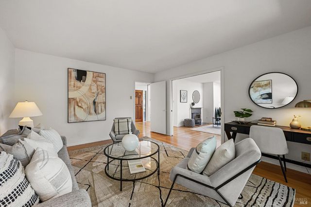 37 Manzanita Rd, Fairfax, CA 94930