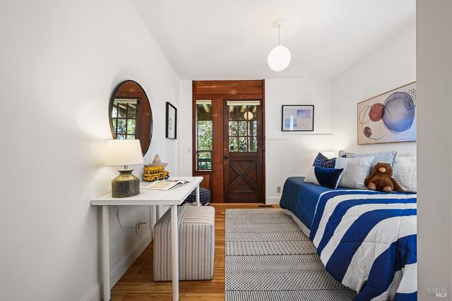 37 Manzanita Rd, Fairfax, CA 94930