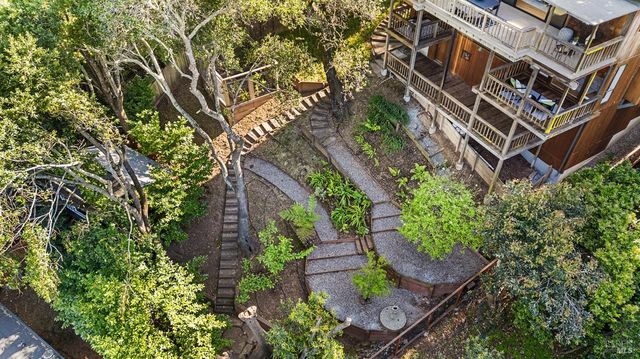 37 Manzanita Rd, Fairfax, CA 94930